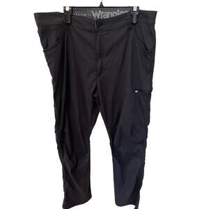 Wrangler All Terrain Gear Men’s Black Pants Size 40x30 Hiking Biking Camping